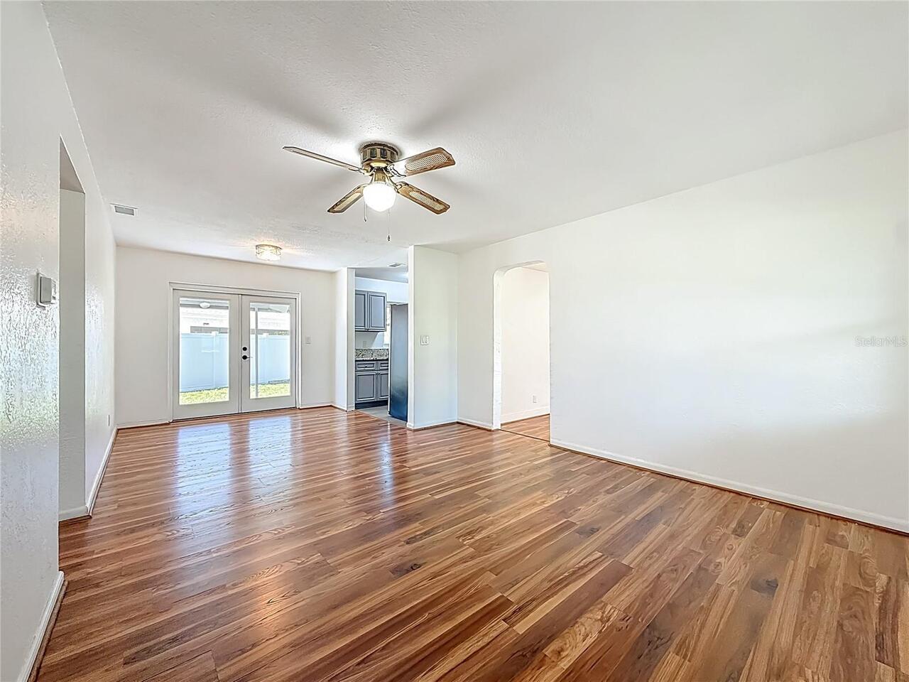 Listing Photo 9