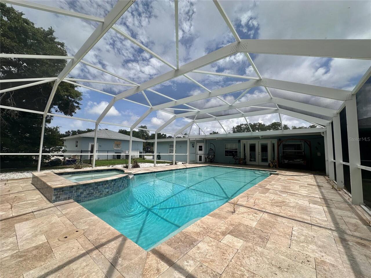 Listing Photo 7