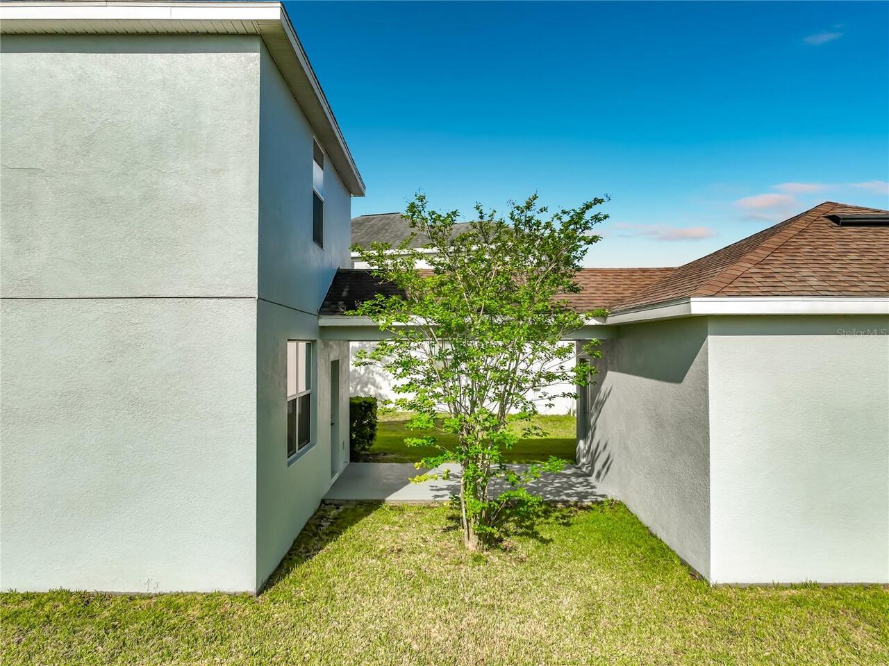 Listing Photo 11