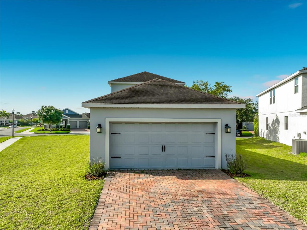 Listing Photo 12