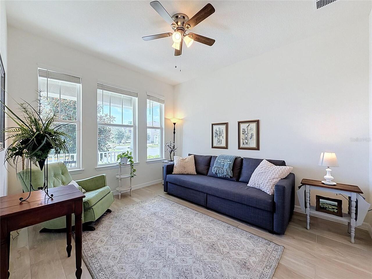 Listing Photo 11