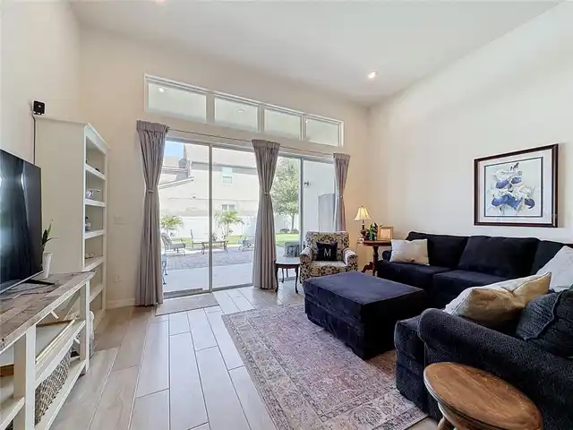 Listing Photo 22