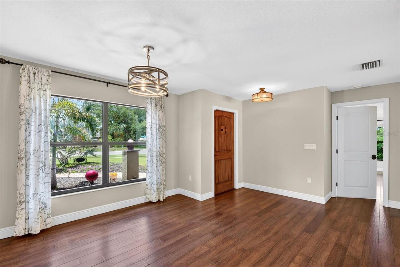 Listing Photo 7
