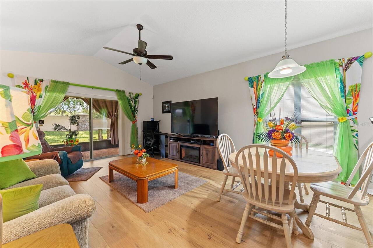 Listing Photo 9