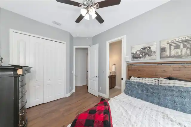 Listing Photo 32