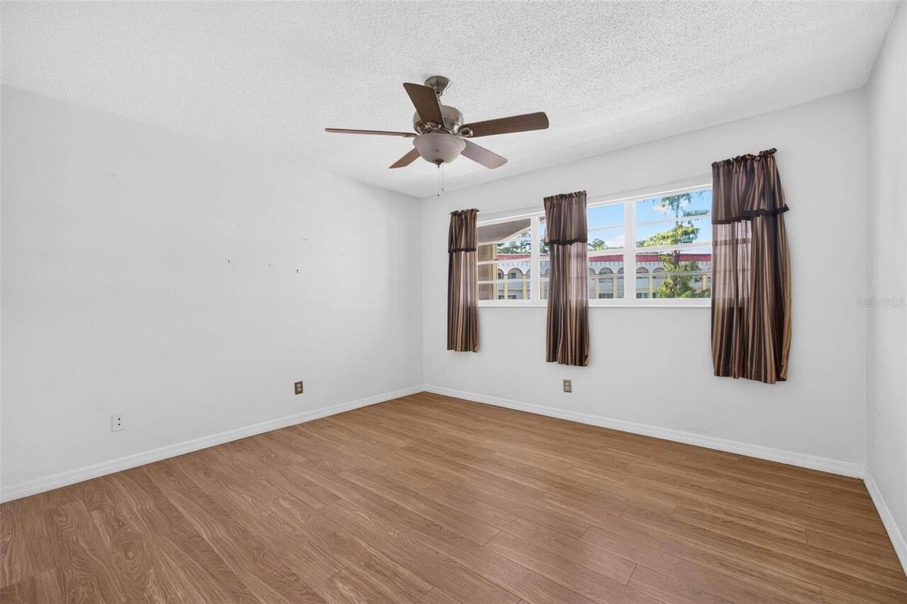 Listing Photo 13