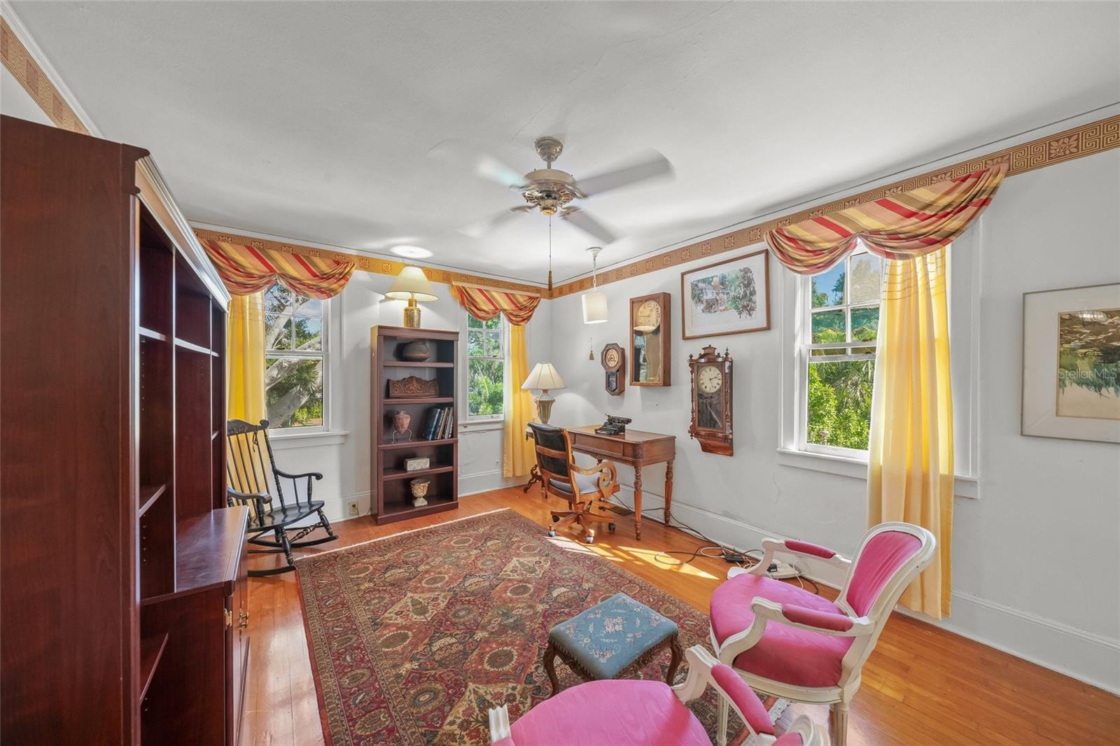 Listing Photo 17