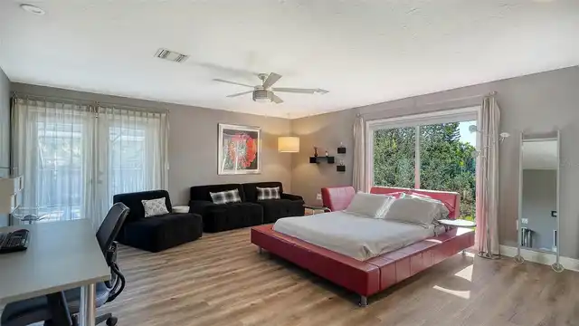 Listing Photo 28
