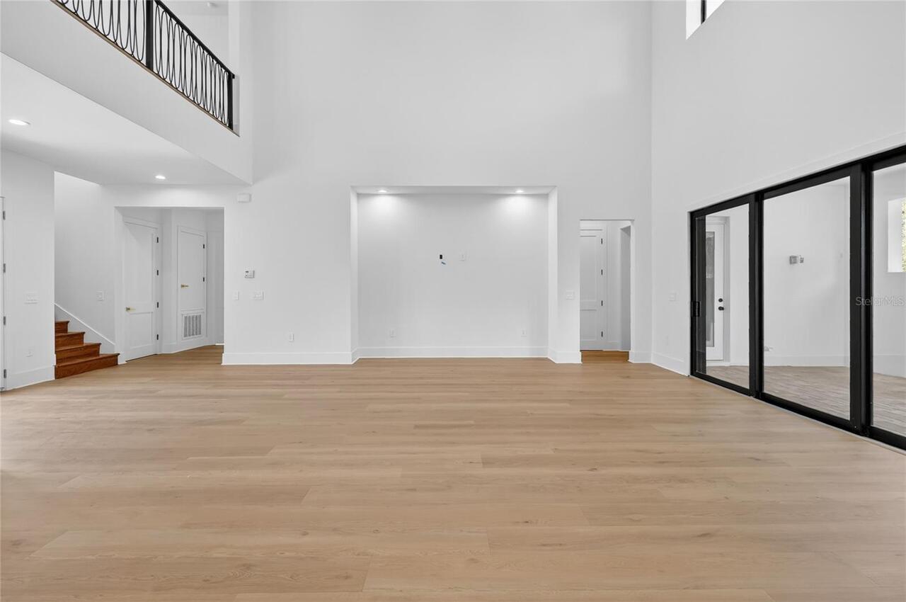 Listing Photo 14
