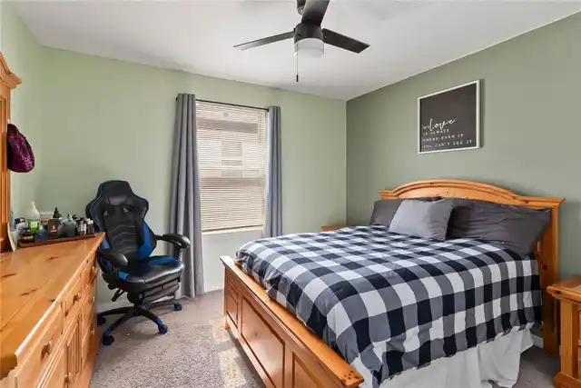 Listing Photo 16