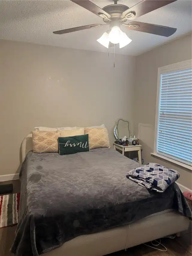 Listing Photo 8
