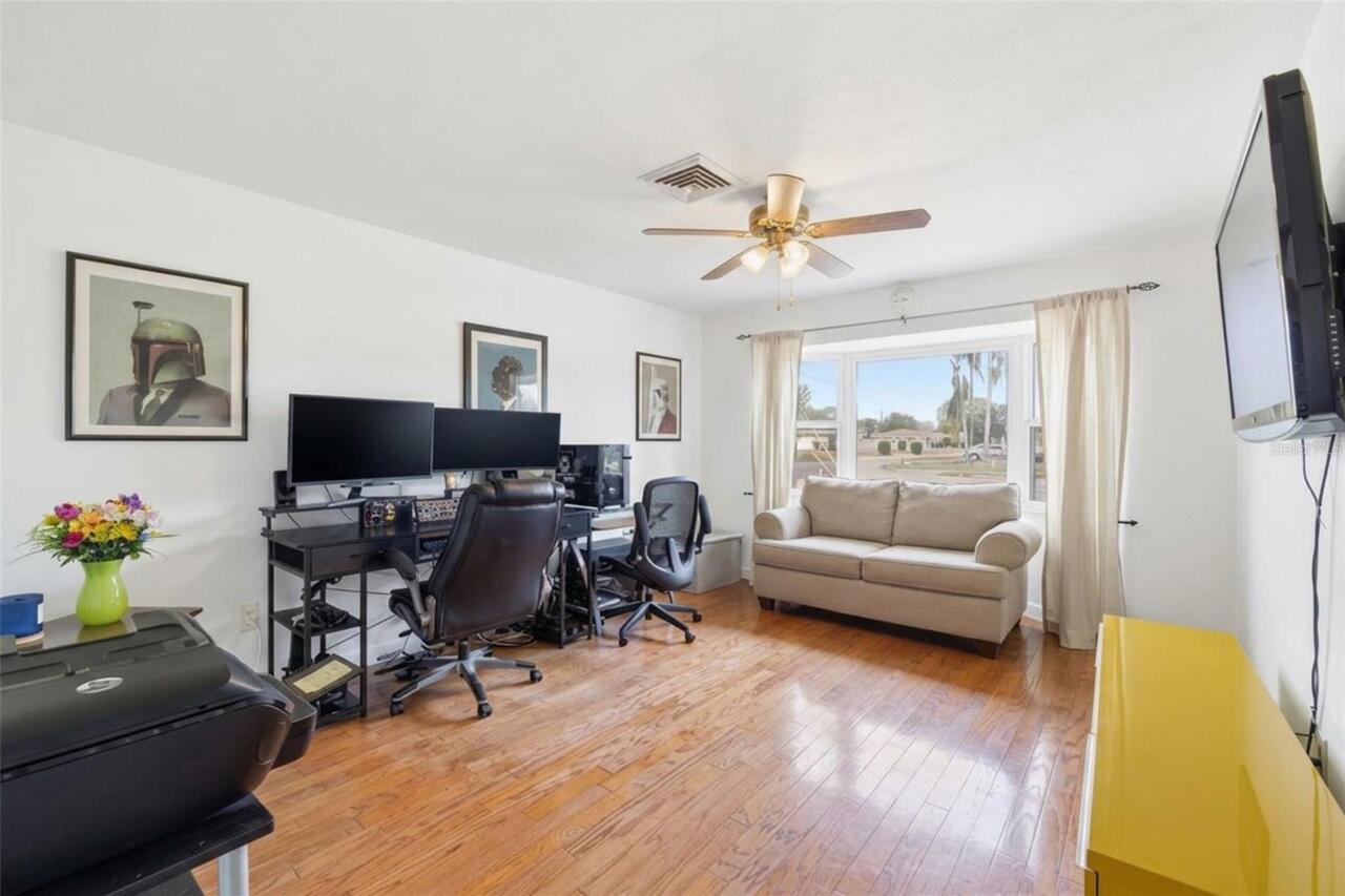 Listing Photo 23