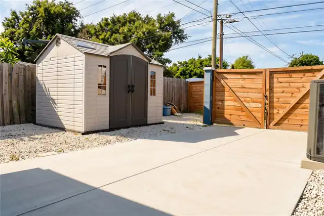 Listing Photo 29
