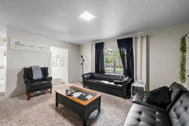 Listing Photo 7