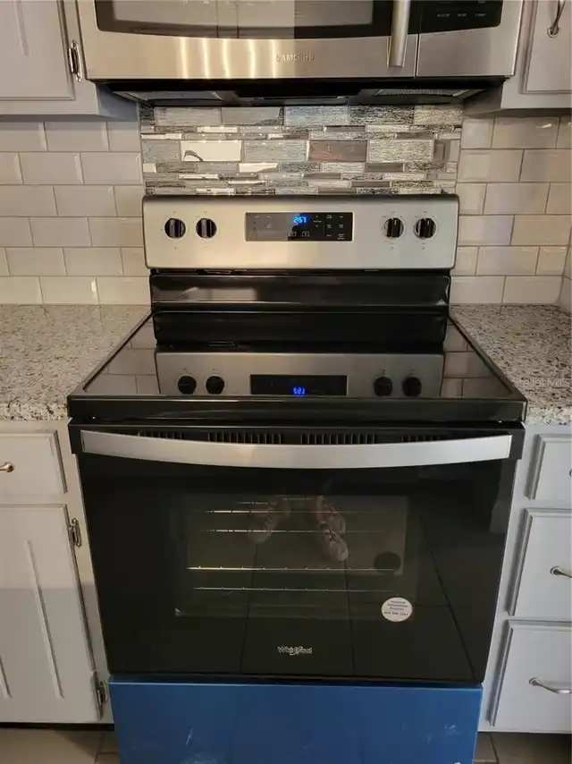 Listing Photo 17