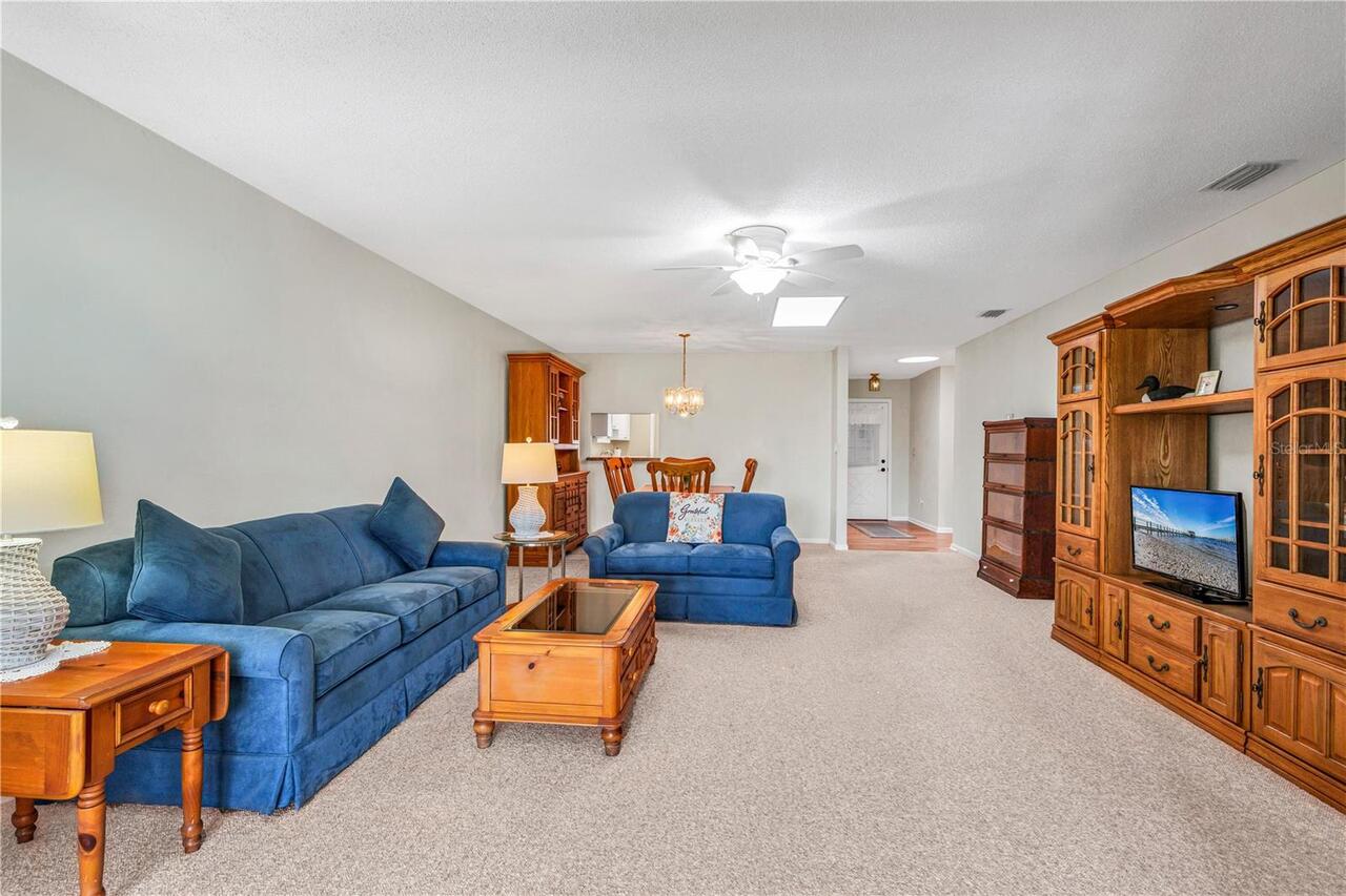 Listing Photo 12