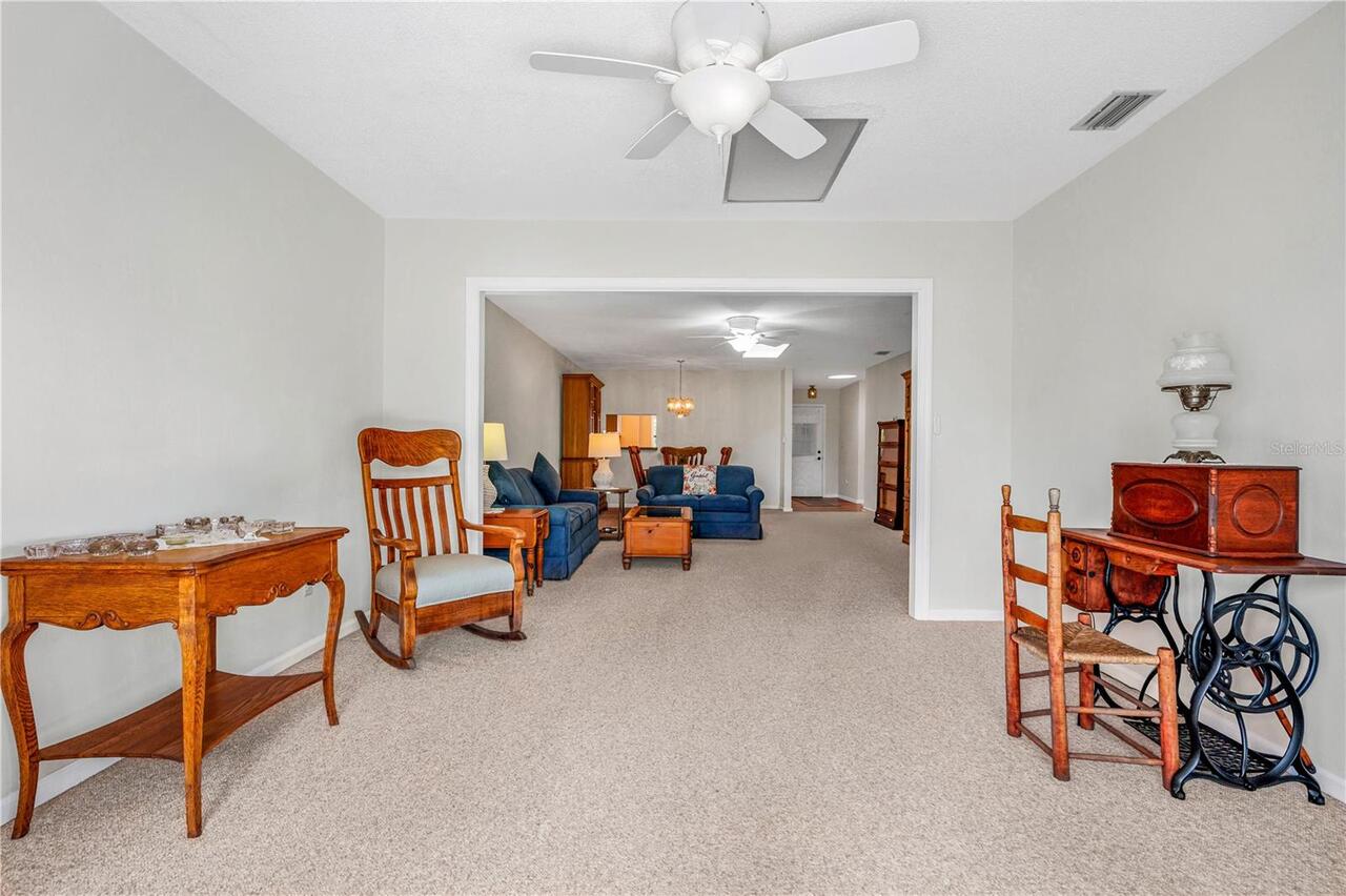 Listing Photo 14