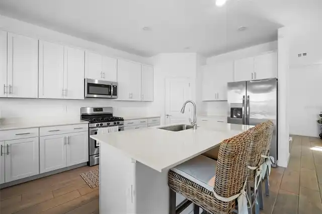 Listing Photo 15