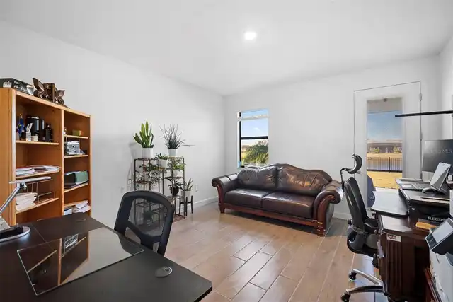 Listing Photo 19
