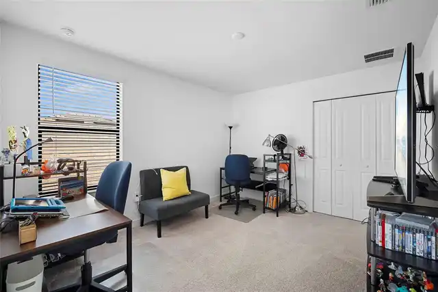 Listing Photo 37