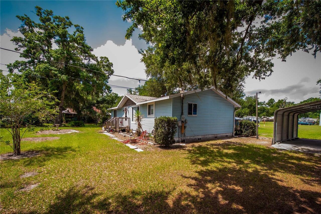 Listing Photo 9