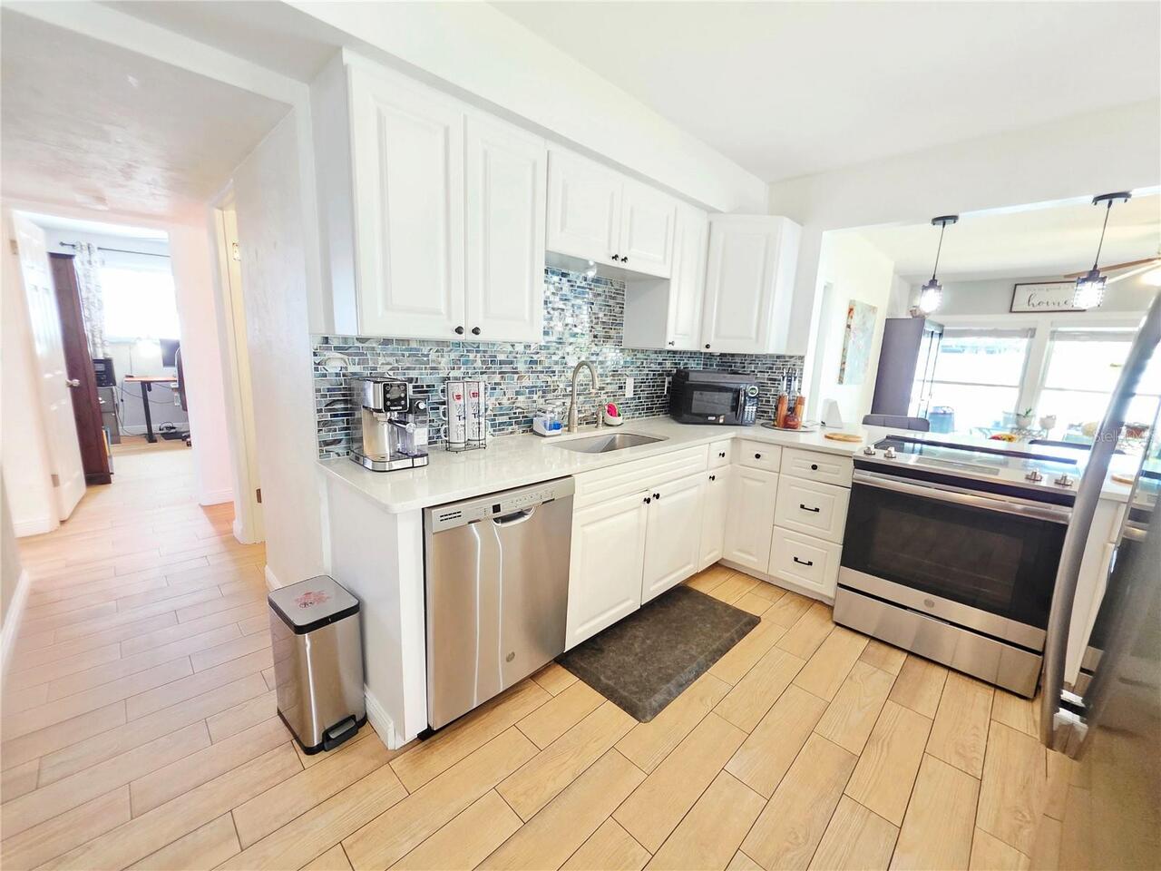 Listing Photo 13