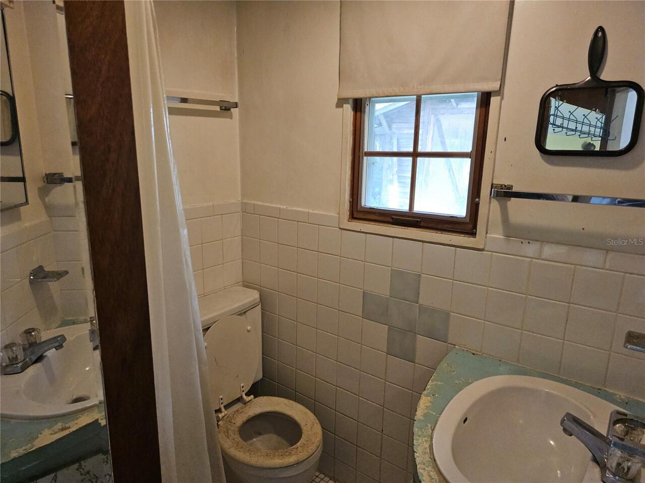 Listing Photo 17