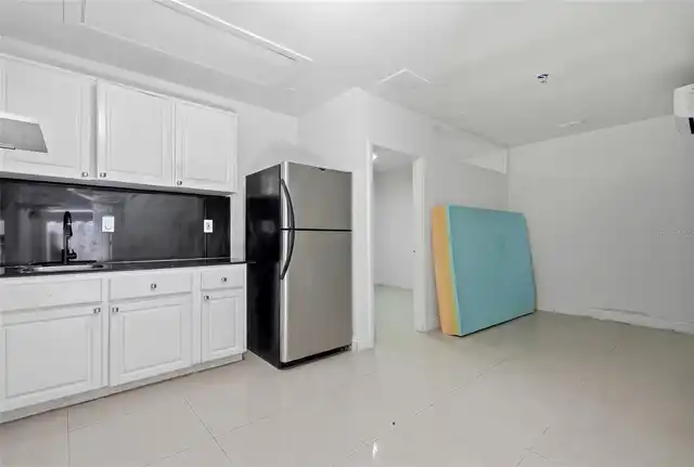 Listing Photo 37