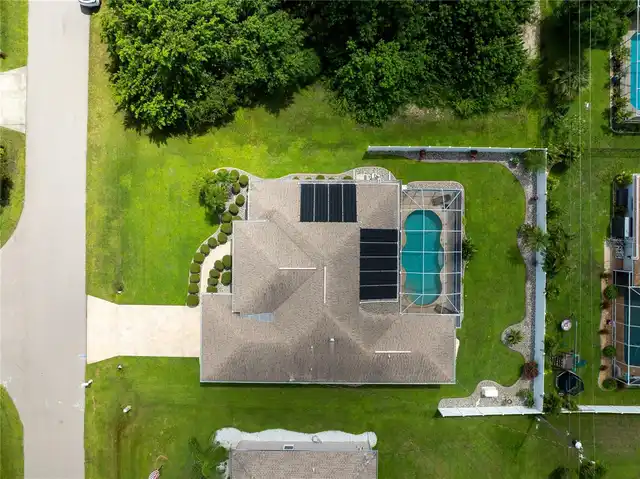 Listing Photo 8