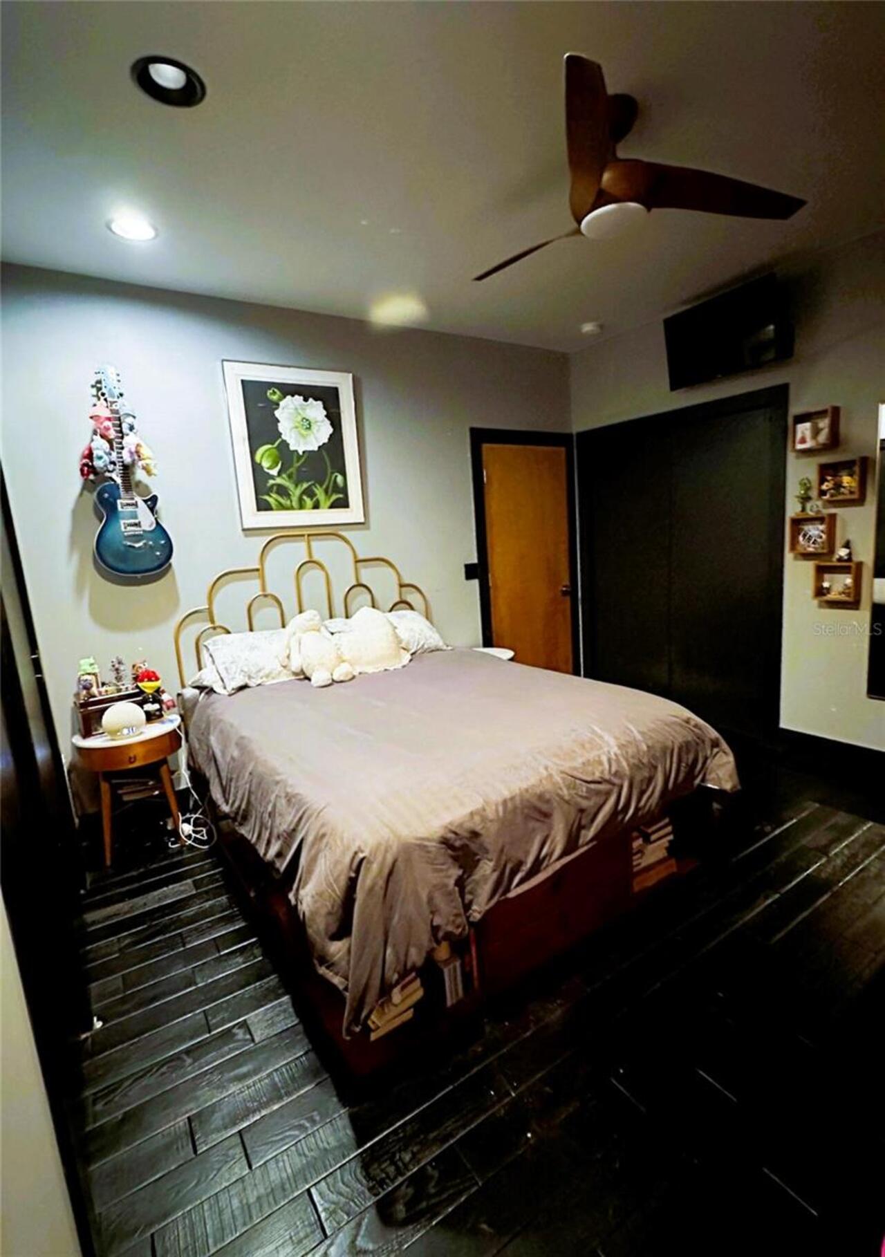 Listing Photo 11
