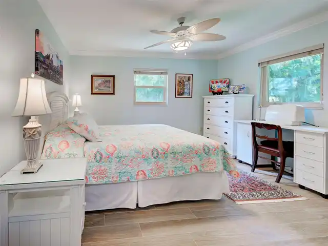 Listing Photo 34