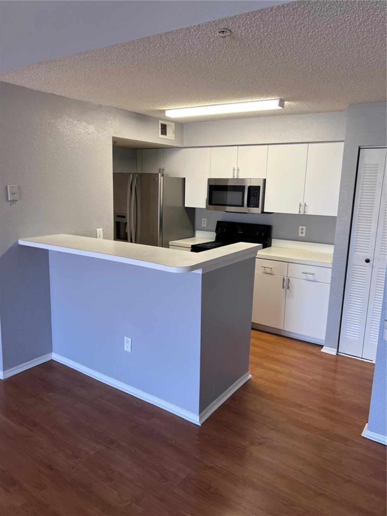 Listing Photo 9