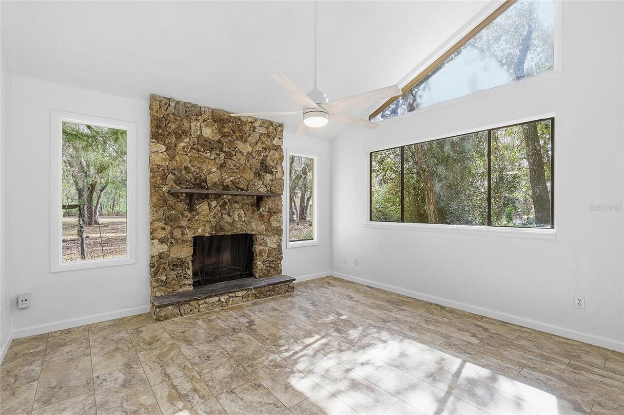 Listing Photo 18