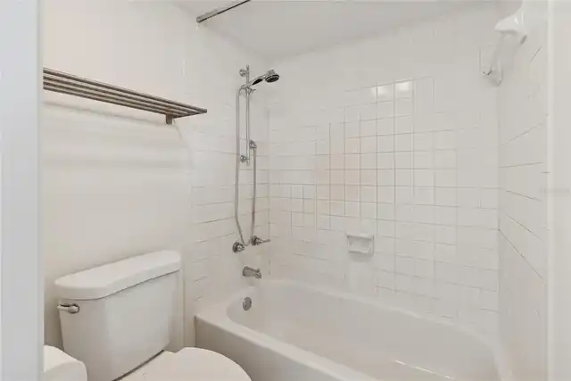 Listing Photo 23