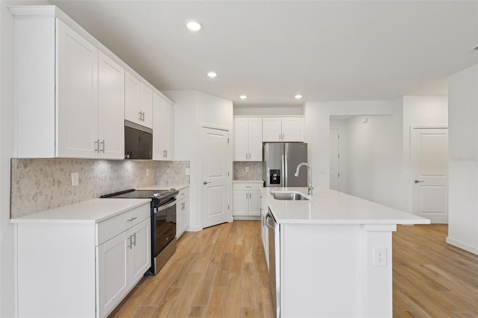 Listing Photo 17
