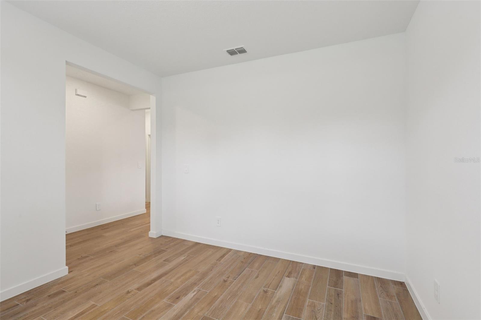 Listing Photo 20