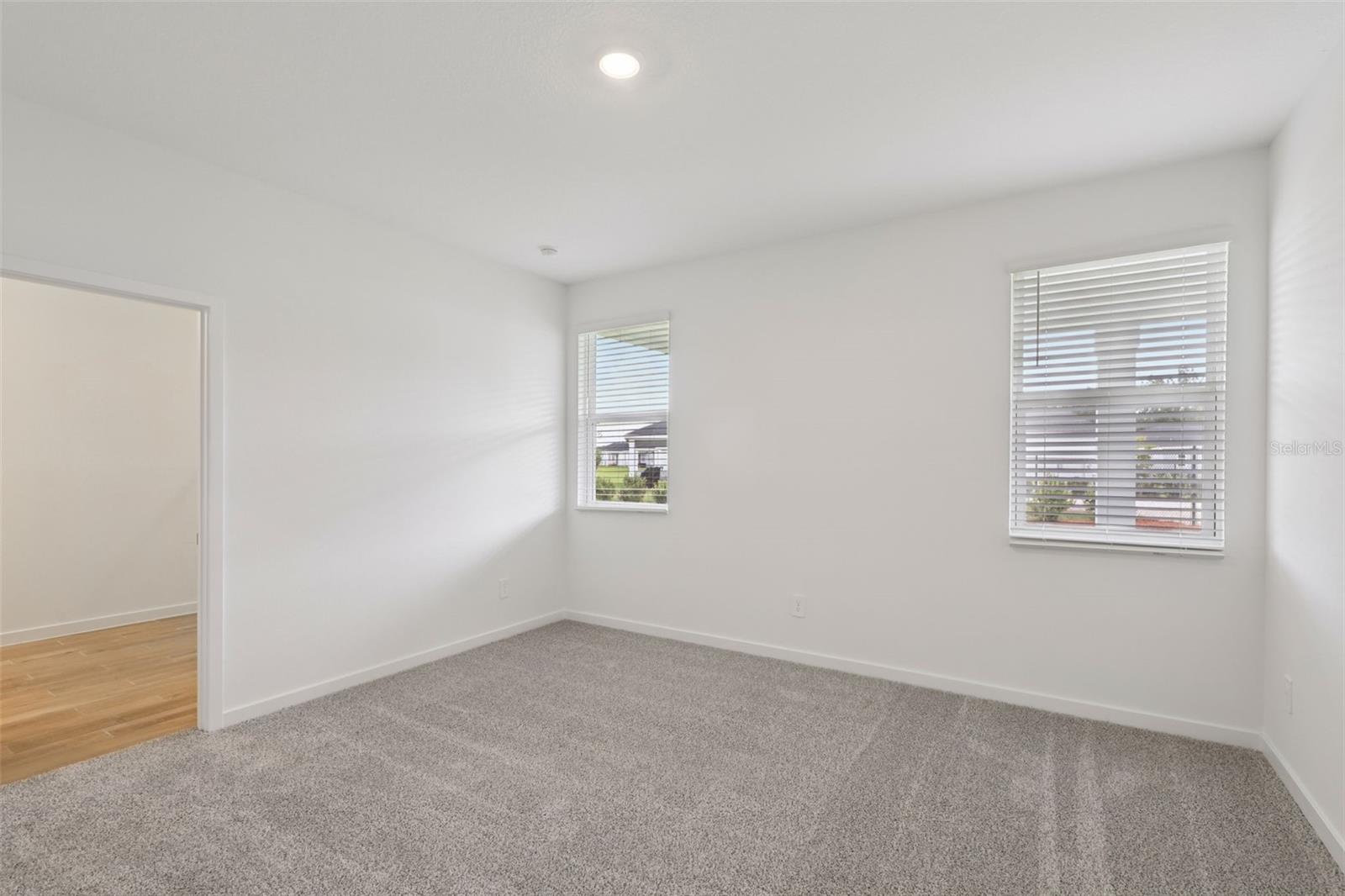 Listing Photo 22