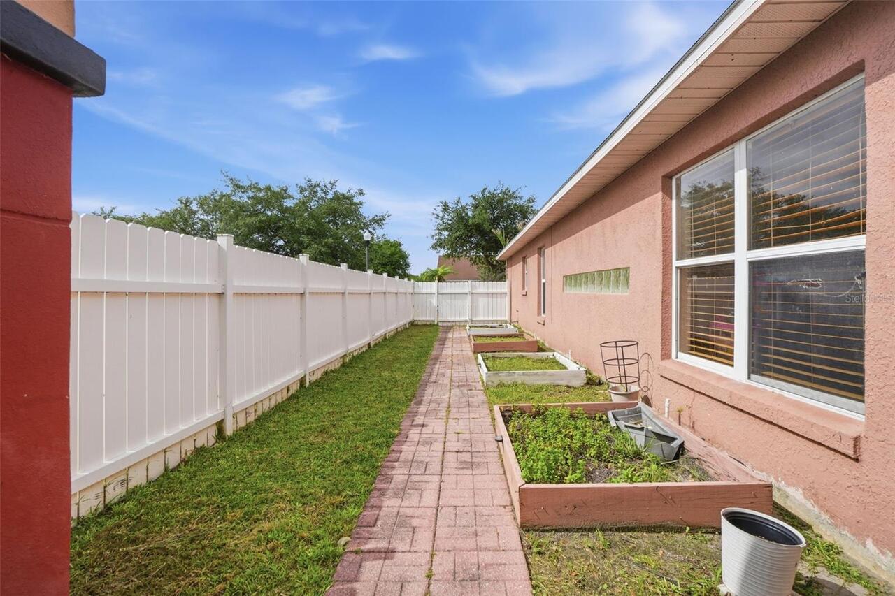Listing Photo 33
