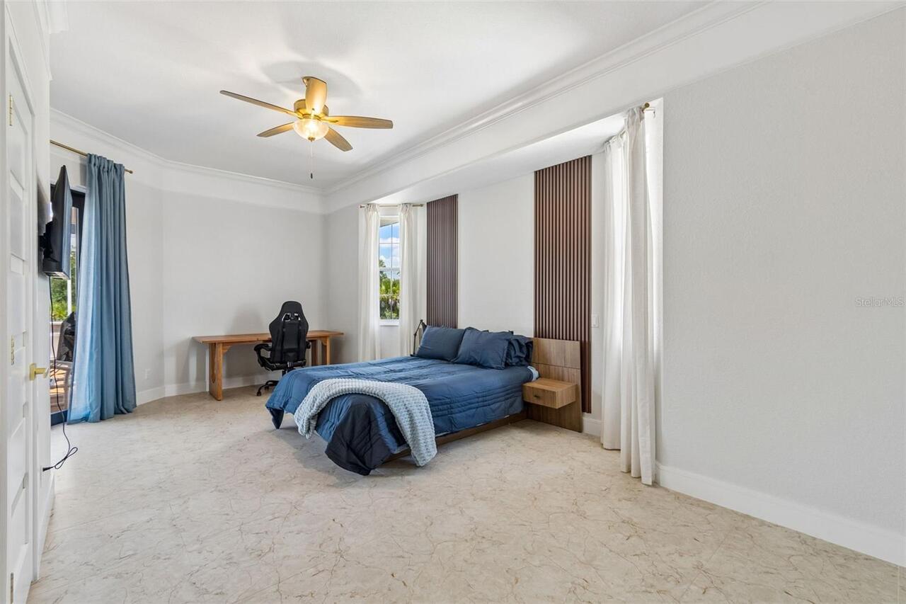 Listing Photo 31