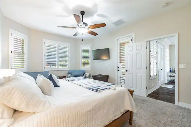 Listing Photo 11