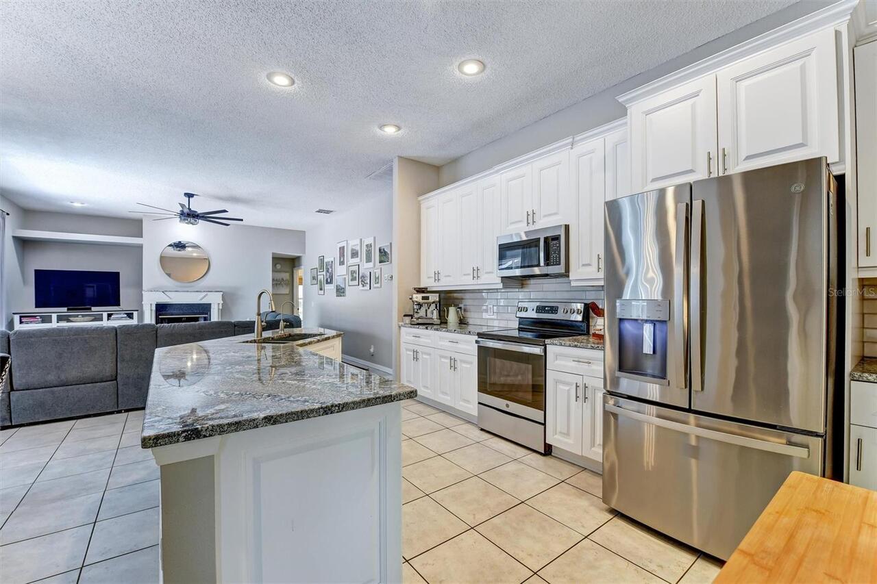 Listing Photo 10