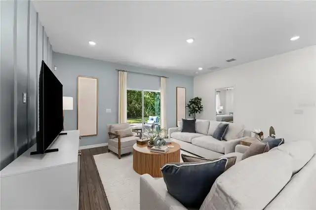 Listing Photo 8