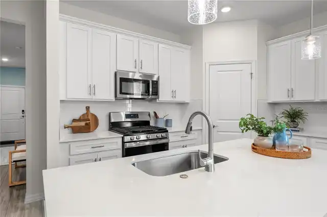 Listing Photo 16