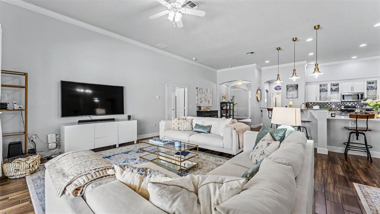 Listing Photo 14