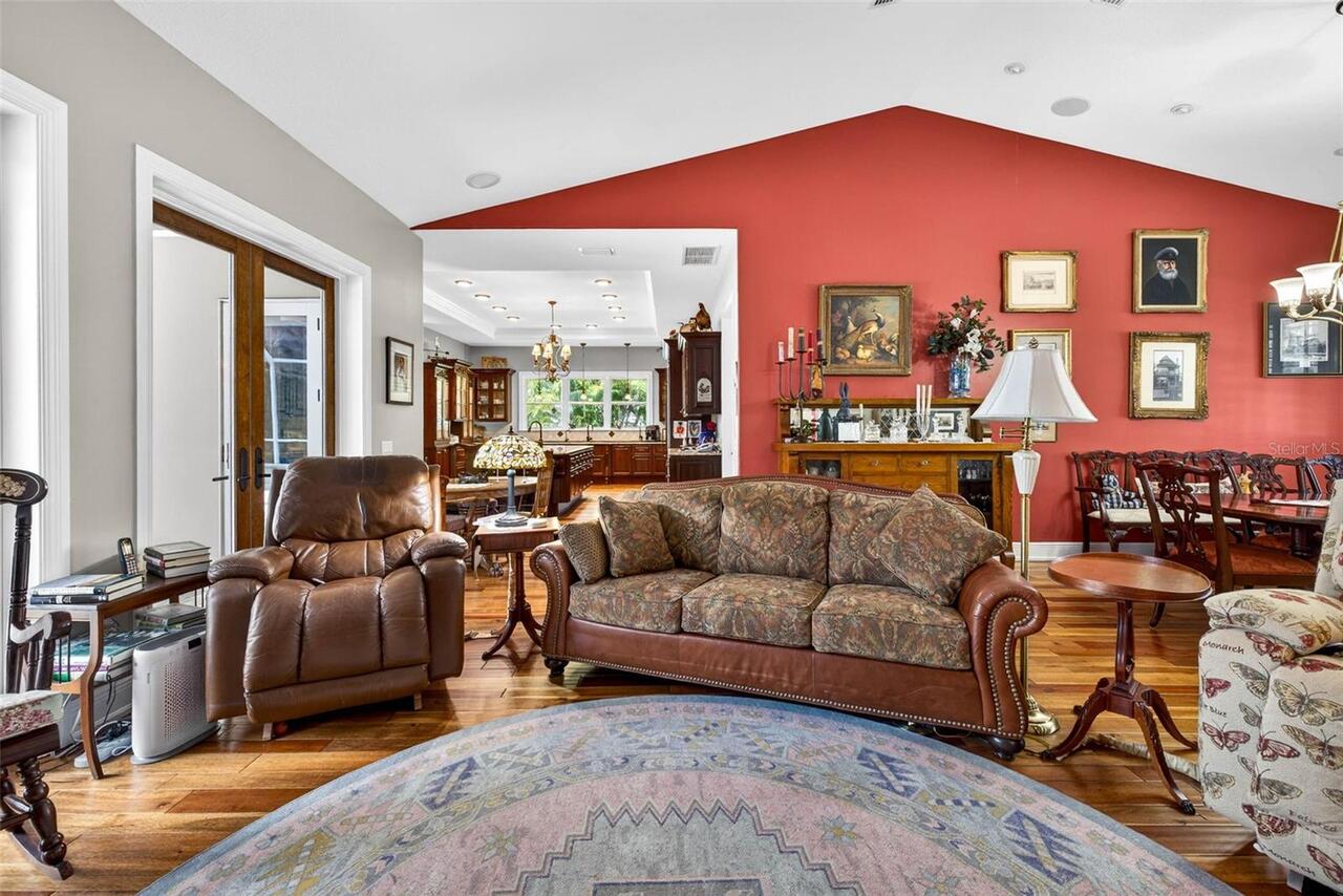 Listing Photo 22