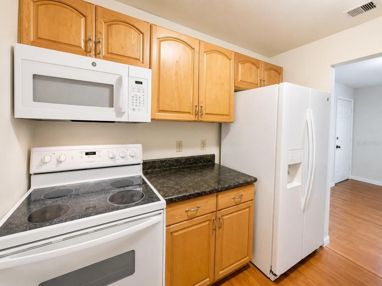 Listing Photo 7