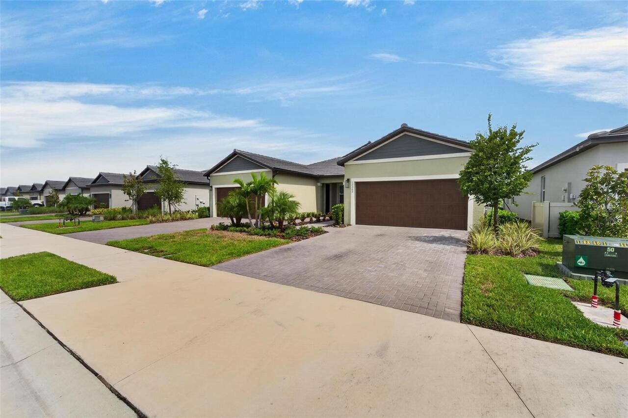 Listing Photo 42