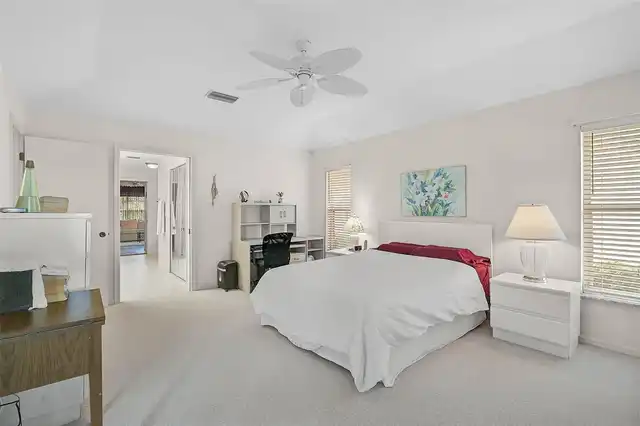 Listing Photo 7