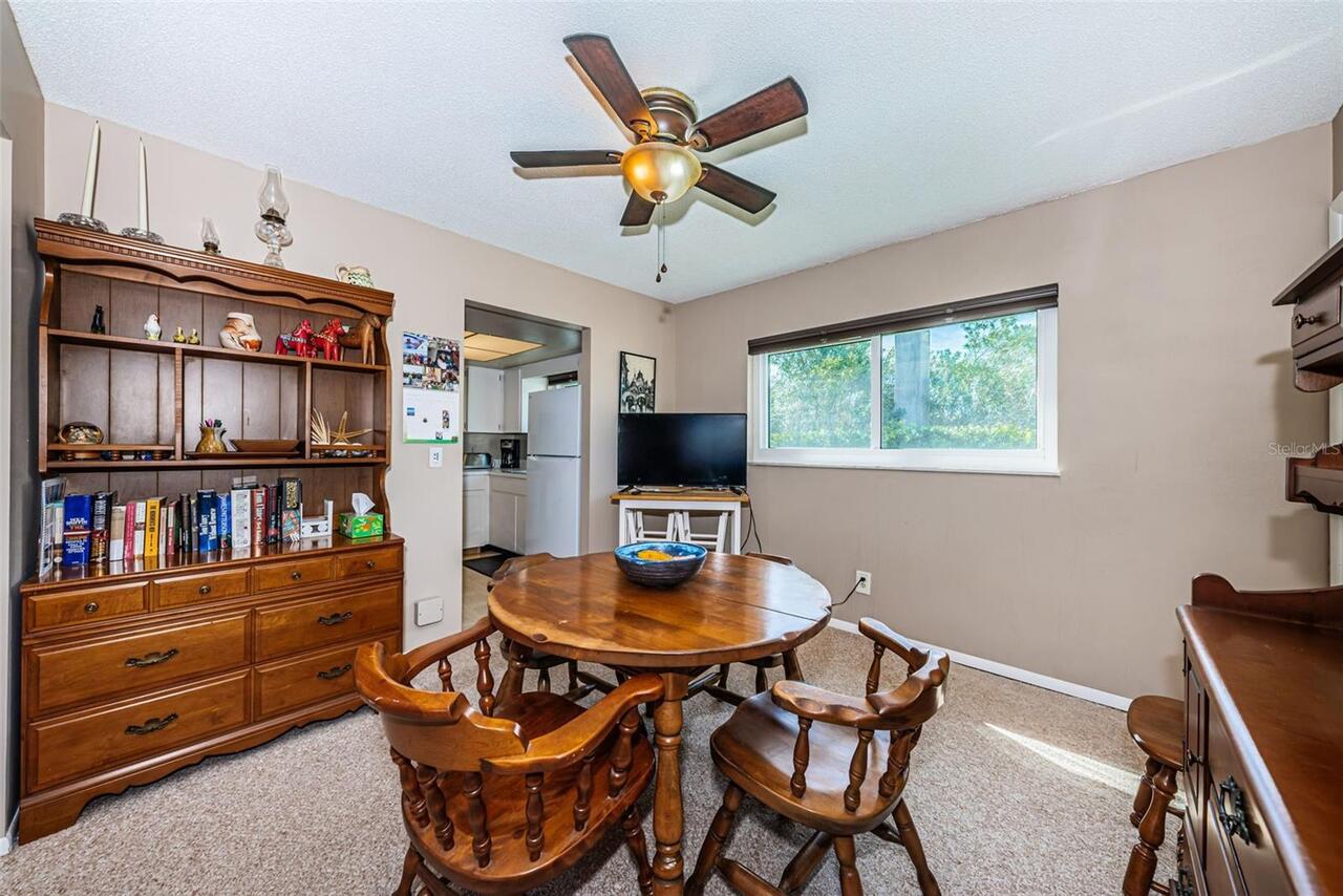 Listing Photo 8
