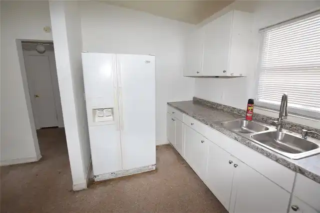 Listing Photo 10